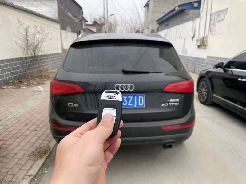 保定14年奥迪Q58