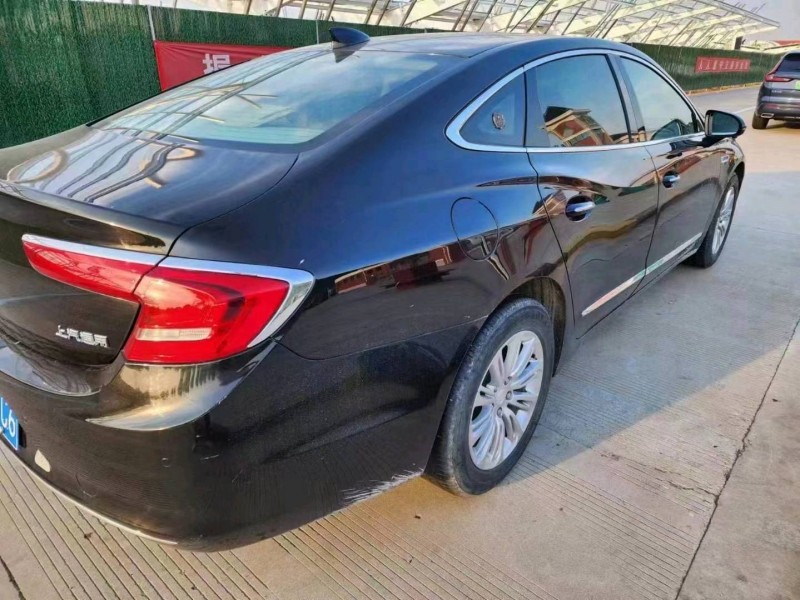 枣庄17年别克君越3