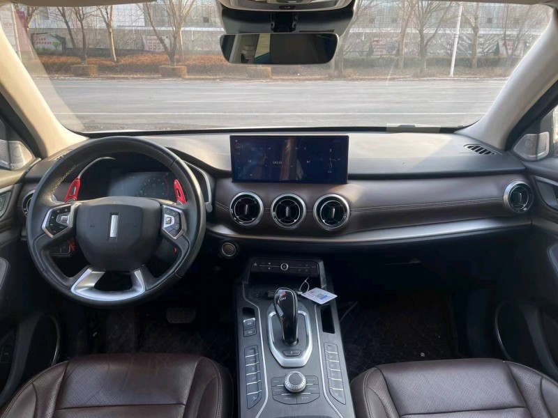 沈陽20年長城汽車WEY VV64