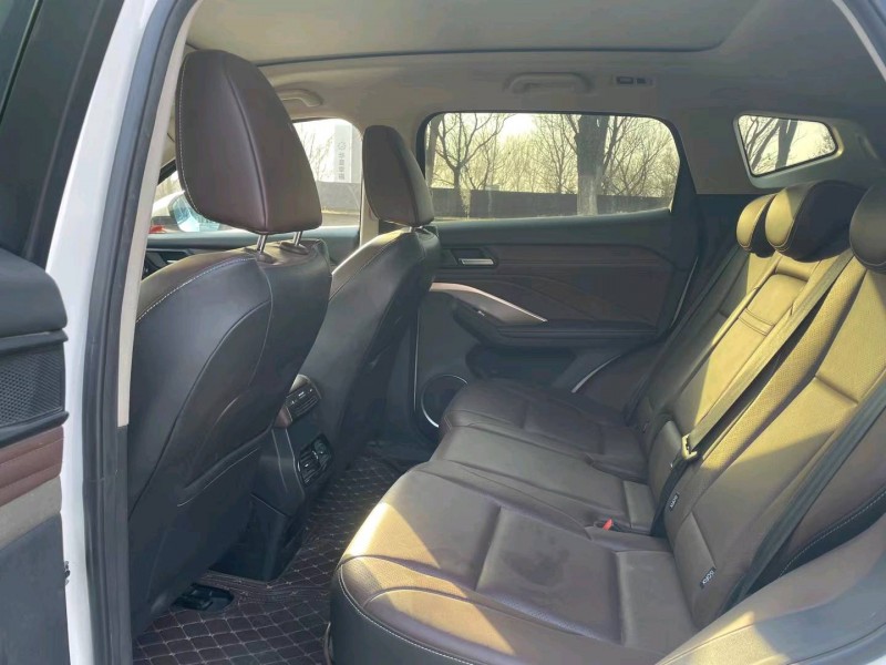 沈陽20年長城汽車WEY VV66