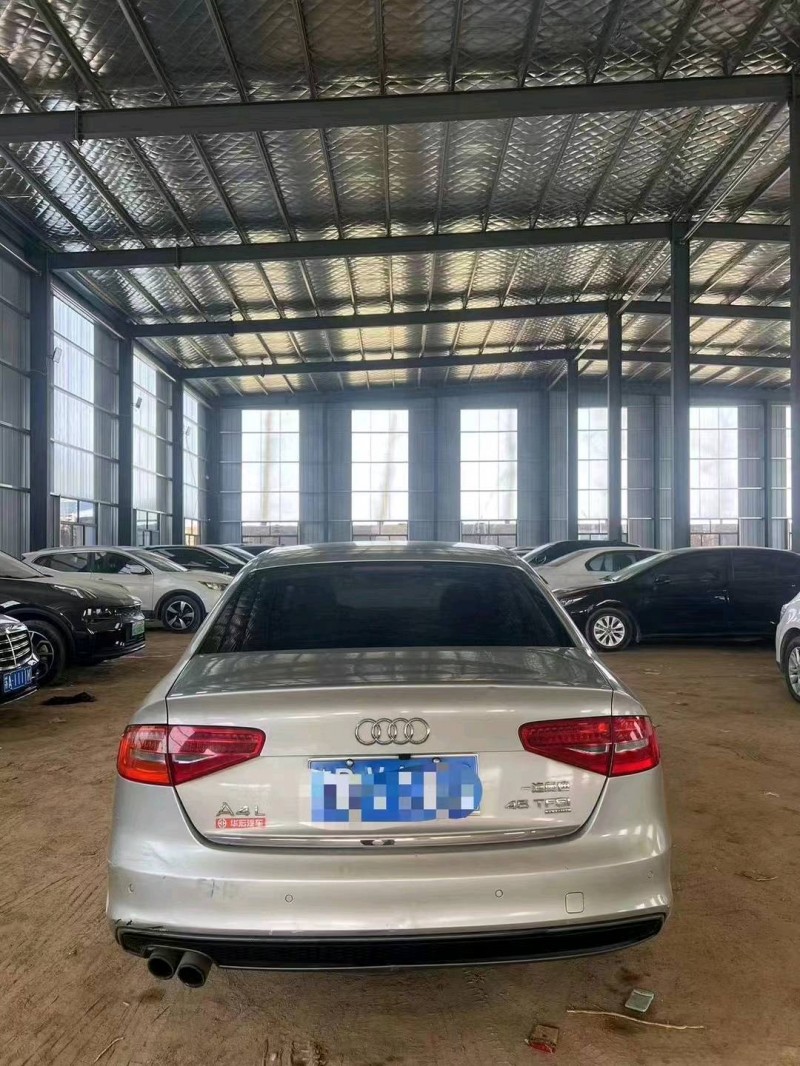 济南15年奥迪A4L3