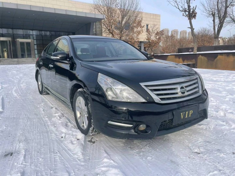 沈陽12年日產天籟3