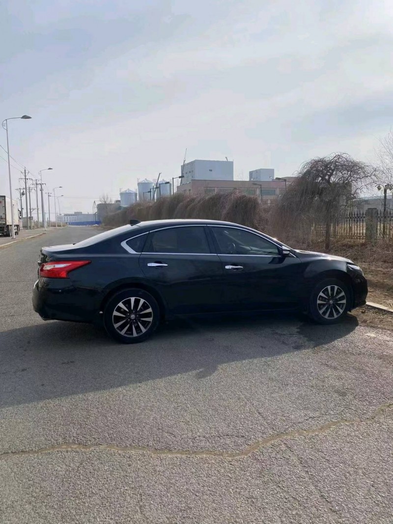沈陽18年日產天籟8