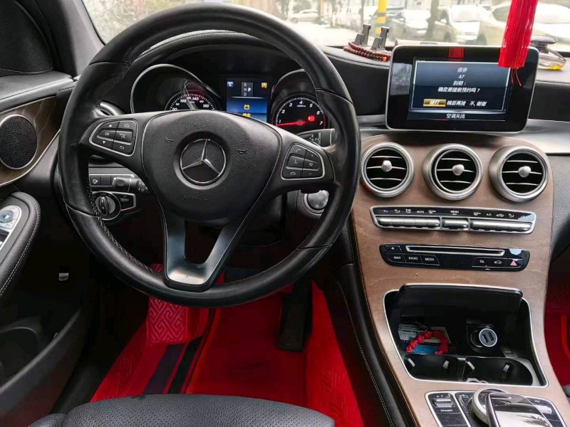 宜昌18年奔驰GLC6