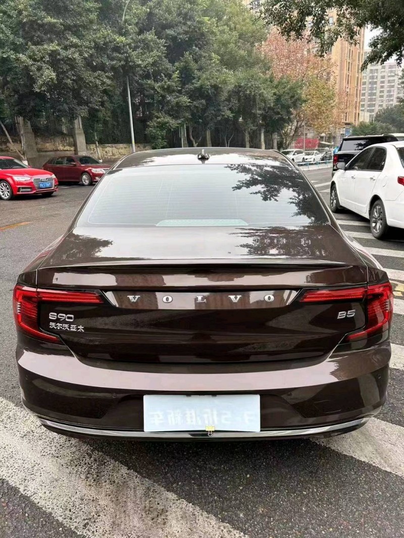 重庆21年沃尔沃S909