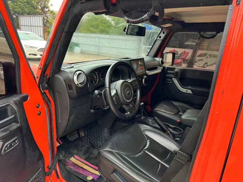 深圳15年Jeep牧马人8