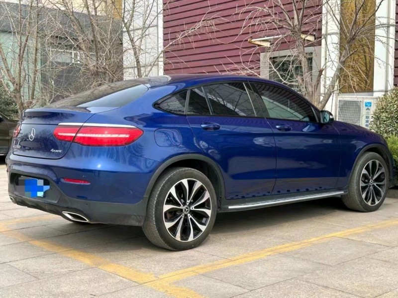 东营18年奔驰GLC3