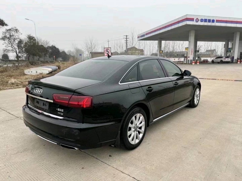 苏州17年奥迪A6L8