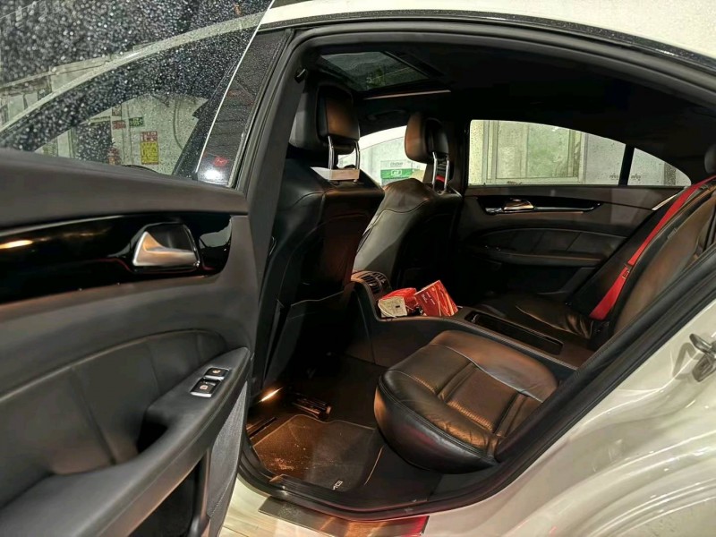广州14年奔驰AMG4