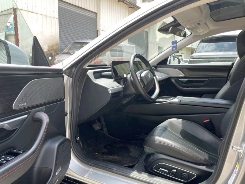 廣州21年小鵬汽車p74