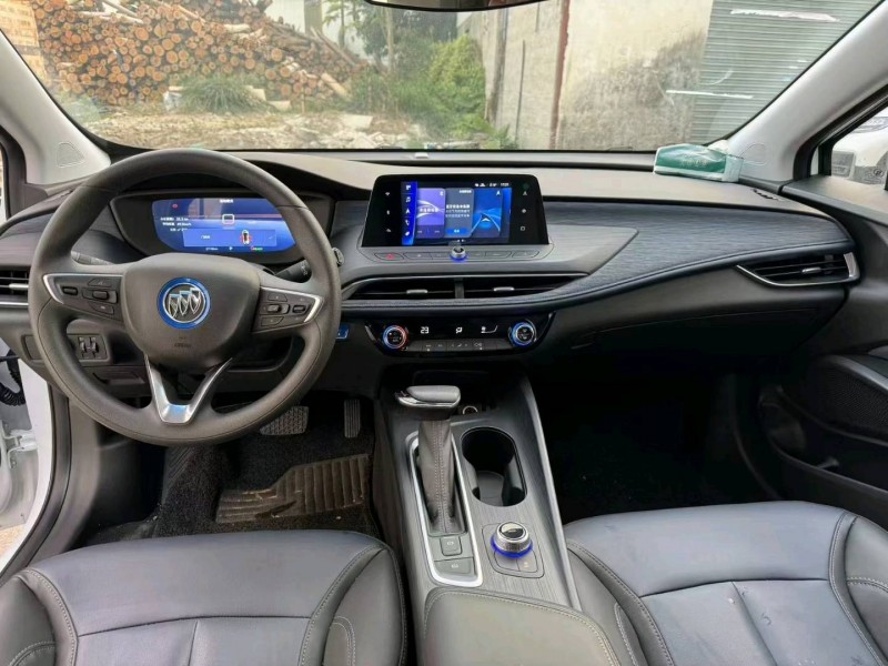 广州23年别克威朗6