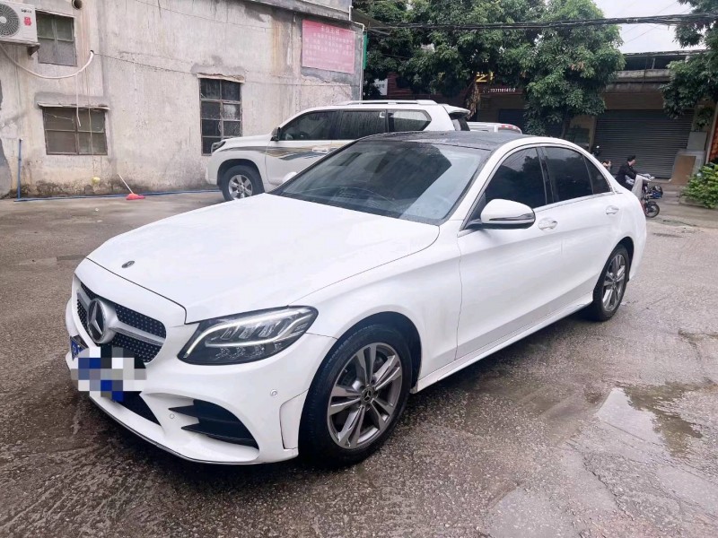 广州21年奔驰C2