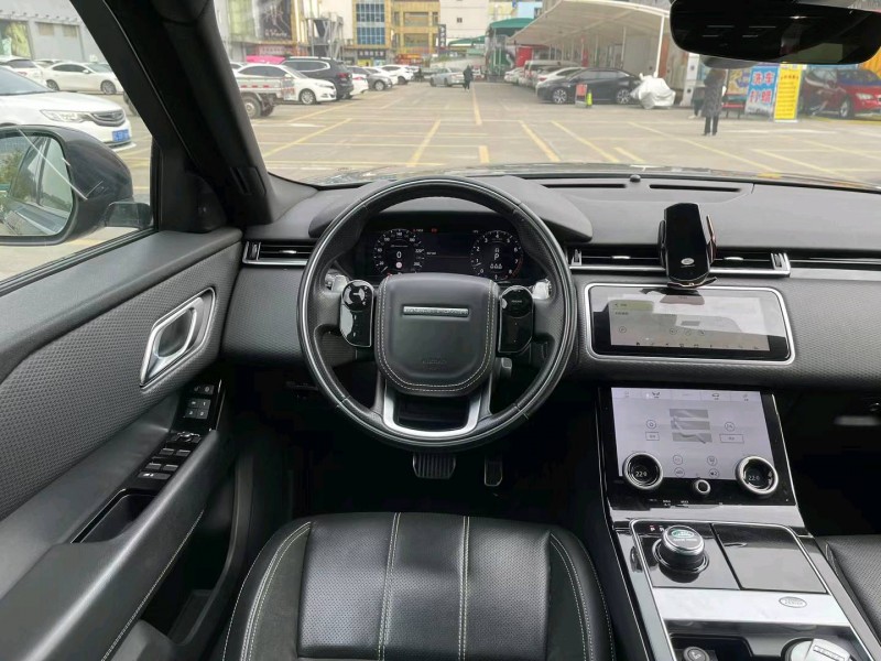 广州21年路虎极光5