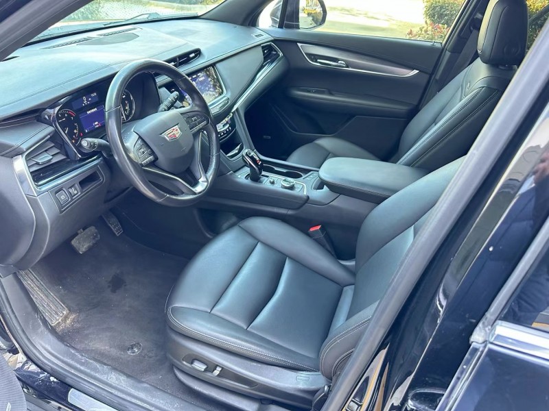 济宁21年凯迪拉克XT68