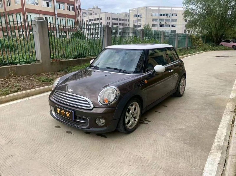 宜昌11年MINICooper6