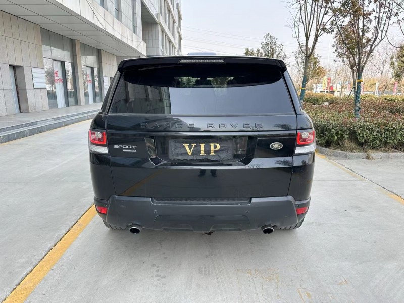 济宁14年路虎揽胜运动9