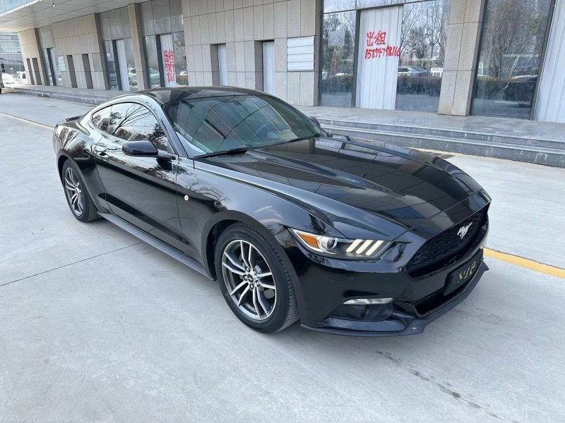 济宁16年福特野马2