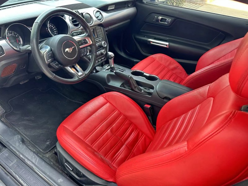 济宁16年福特野马6