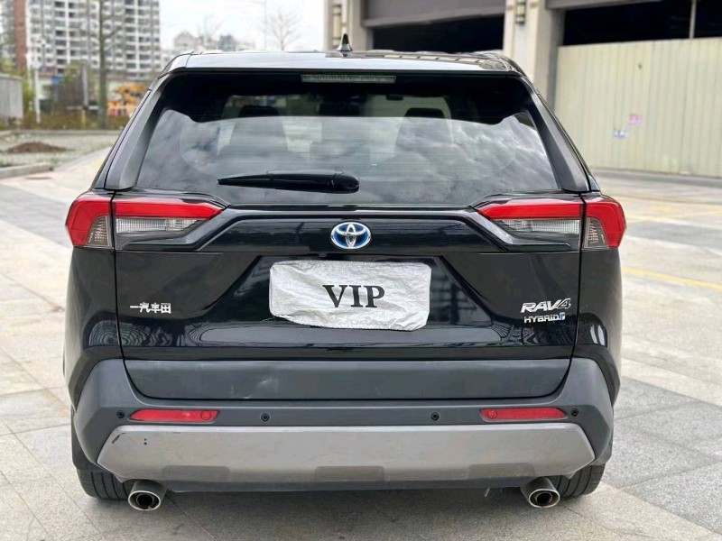 珠海20年丰田RAV4荣放8