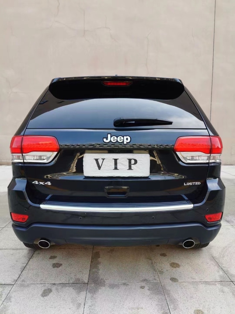 營口16年Jeep大切諾基8
