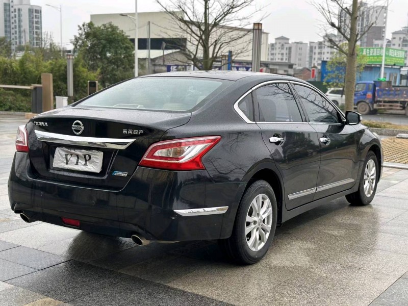 广州14年日产天籁9