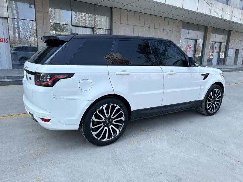 济宁16年路虎揽胜运动4