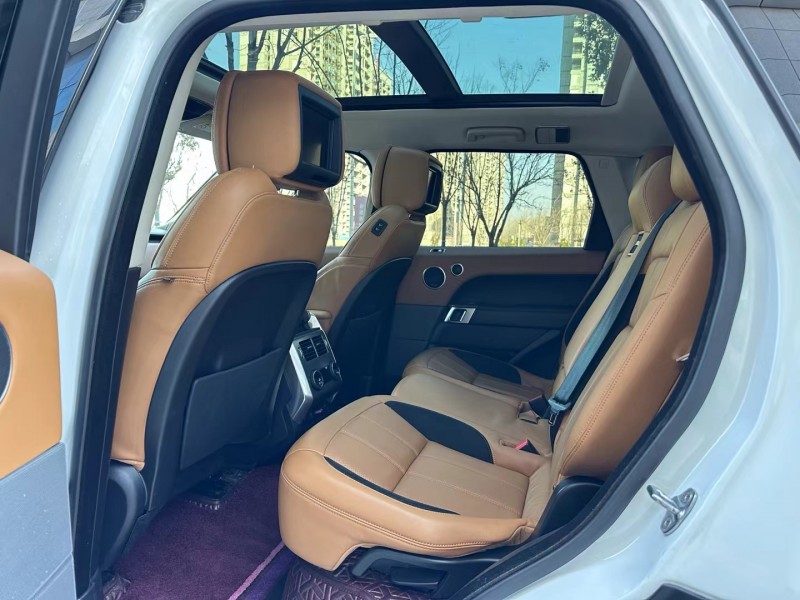 济宁21年路虎揽胜运动6