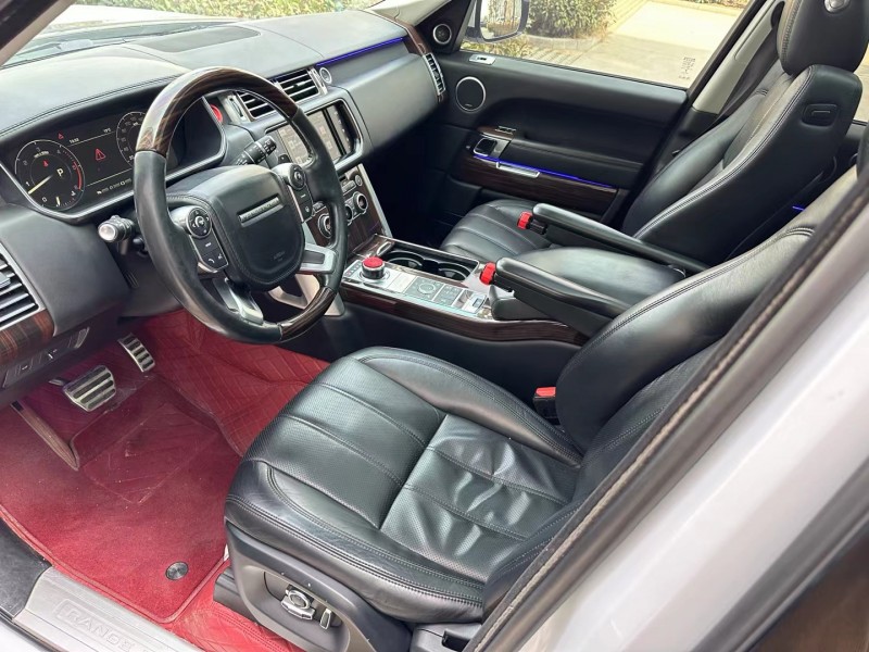 济宁16年路虎揽胜行政5