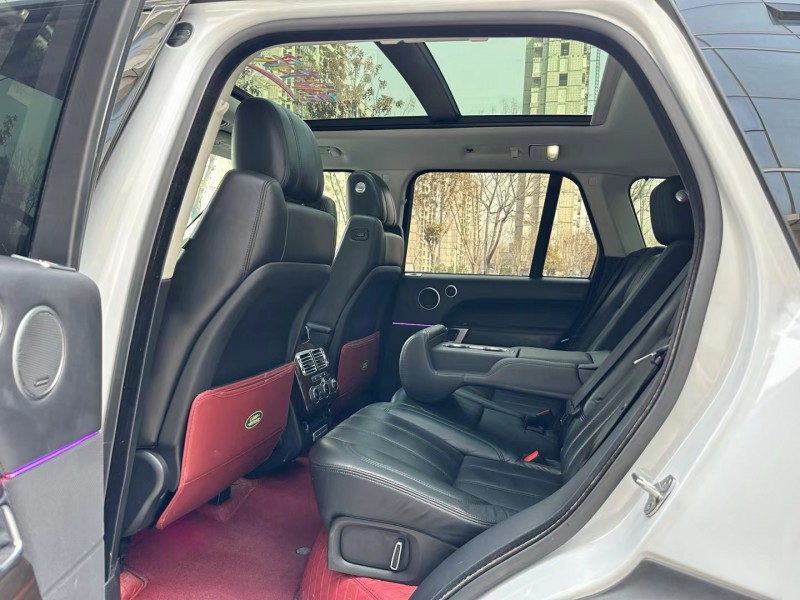 济宁16年路虎揽胜行政6