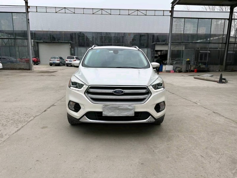 徐州17年福特翼虎1