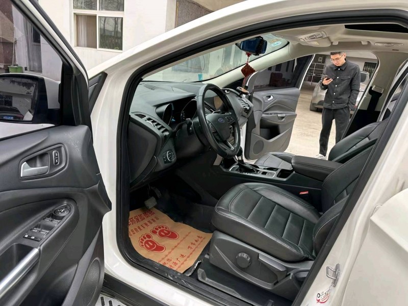 徐州17年福特翼虎4