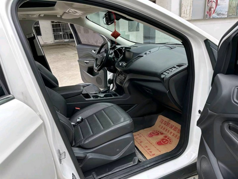 徐州17年福特翼虎6