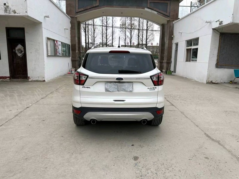 徐州17年福特翼虎9