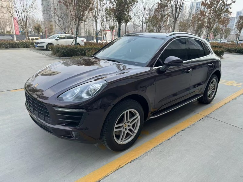 济宁17年保时捷Macan3