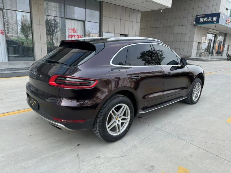 济宁17年保时捷Macan4