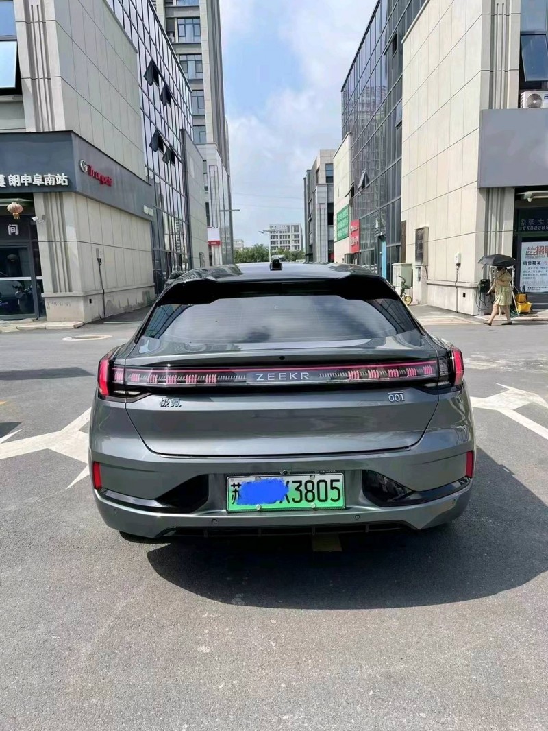 馬鞍山23年極氪汽車0014