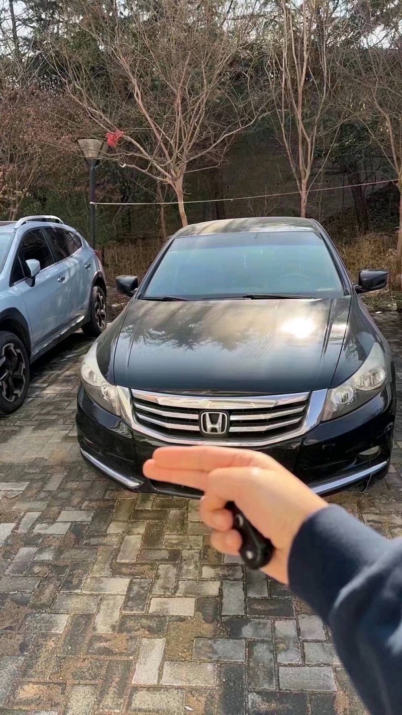 东营13年本田雅阁1