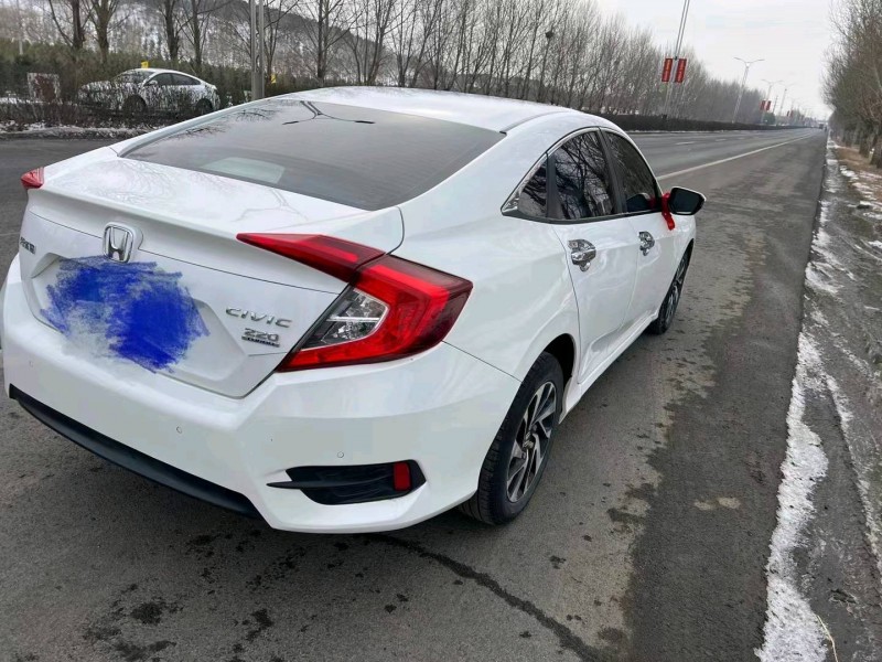 邢台18年本田思域4