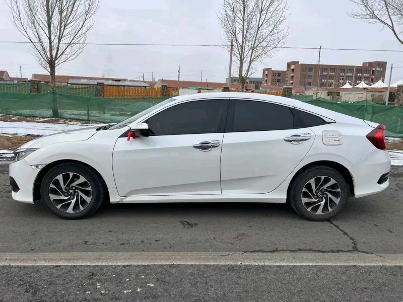 邢台18年本田思域5