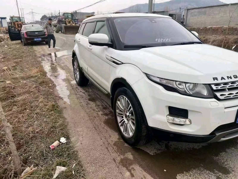 东营12年路虎揽胜极光(进口)3