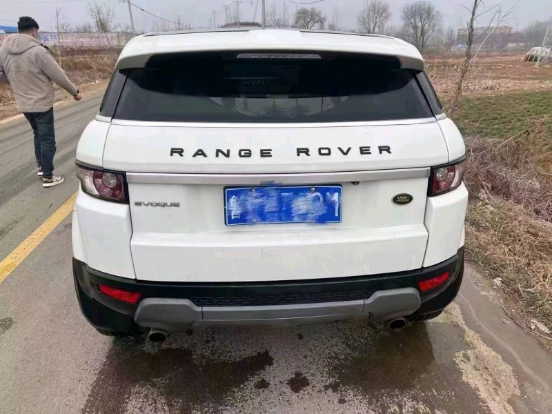 东营12年路虎揽胜极光(进口)5