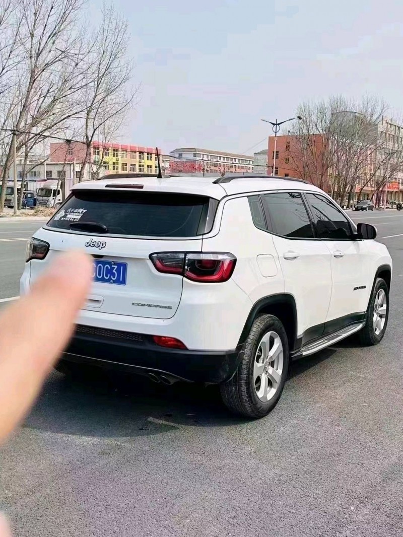 东营20年Jeep指南者8