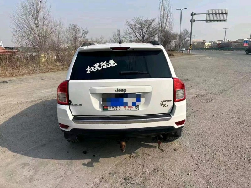 东营12年Jeep指南者5