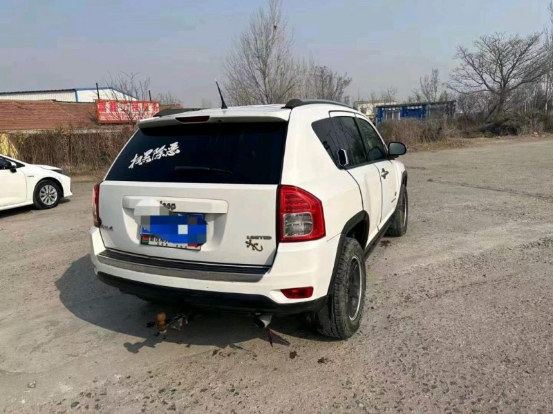 东营12年Jeep指南者8