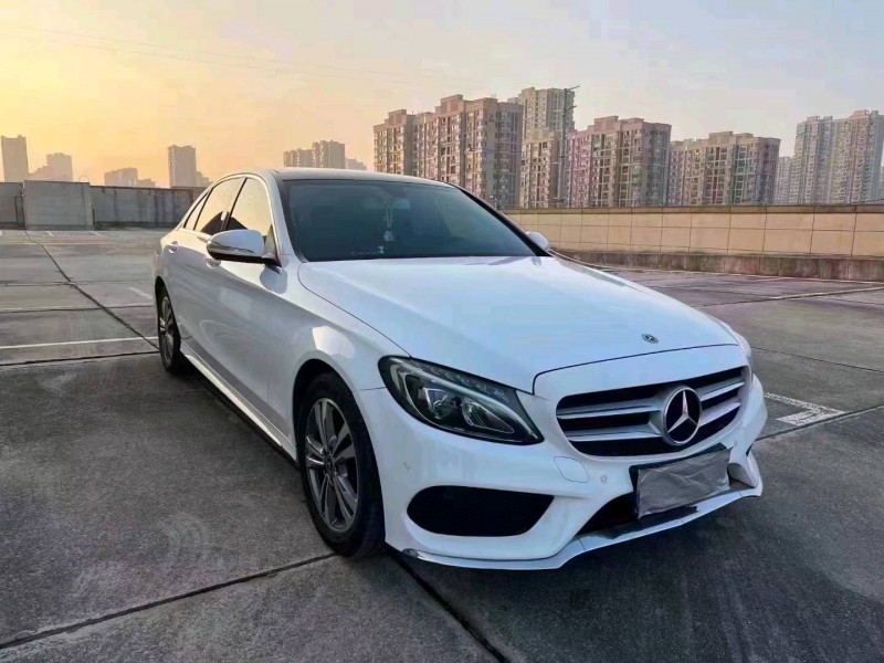 苏州18年奔驰C2