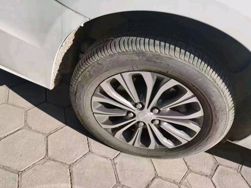 枣庄20年别克GL83