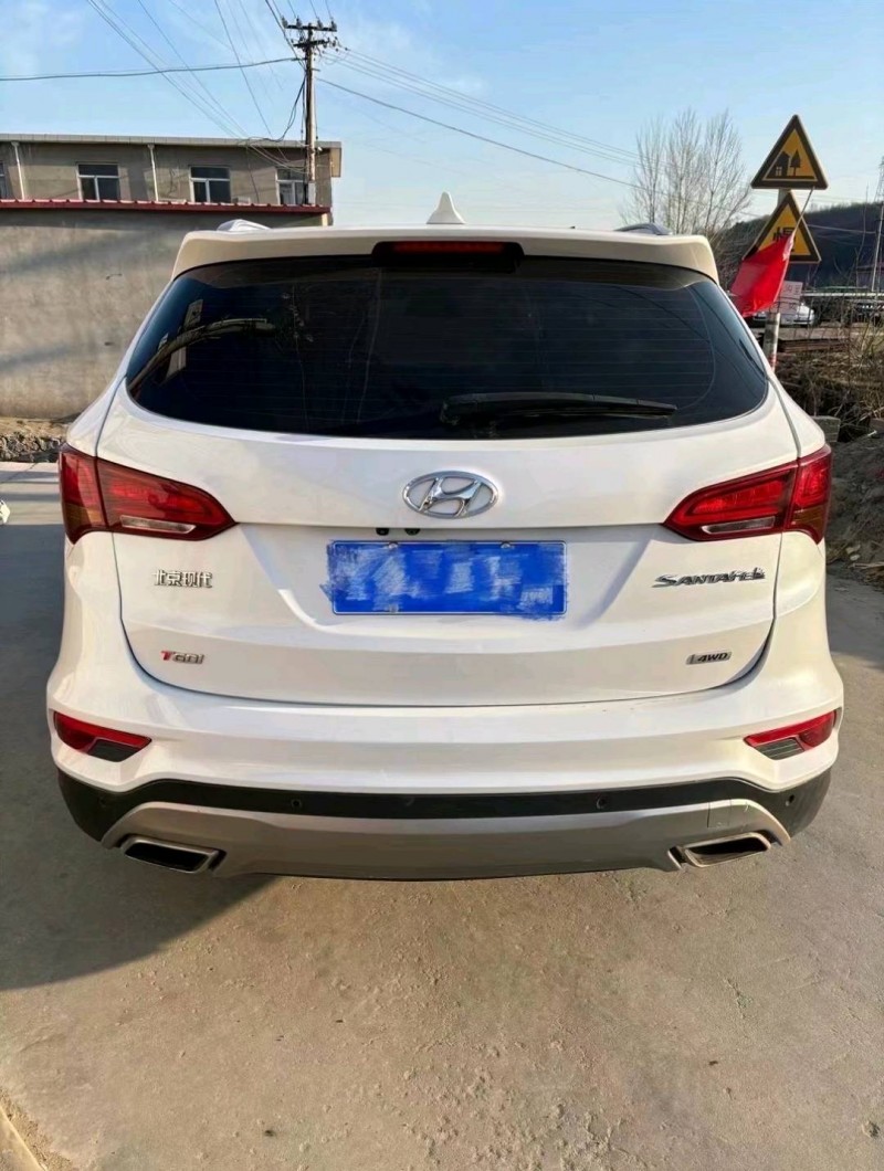 邯郸17年现代新胜达6