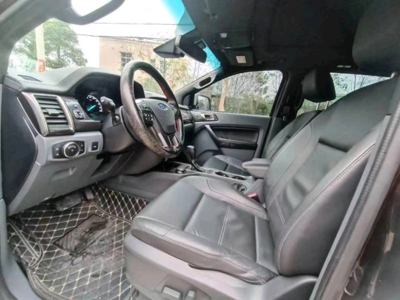 汕头16年福特撼路者8