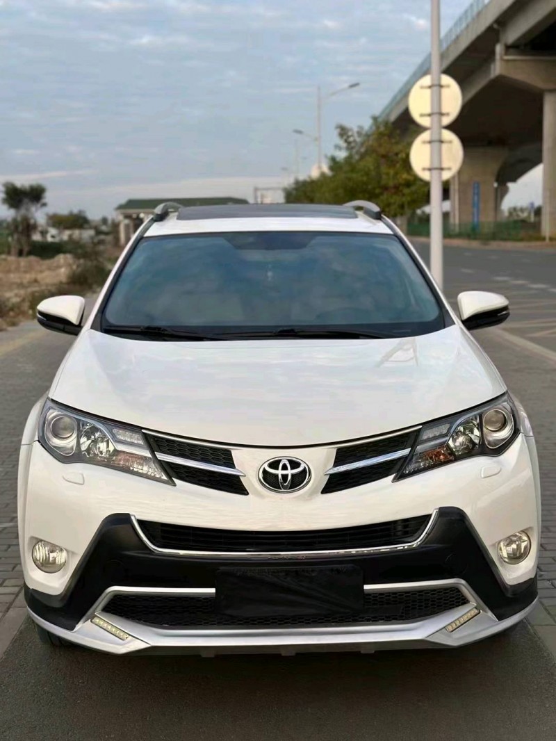 汕头14年丰田RAV4荣放1