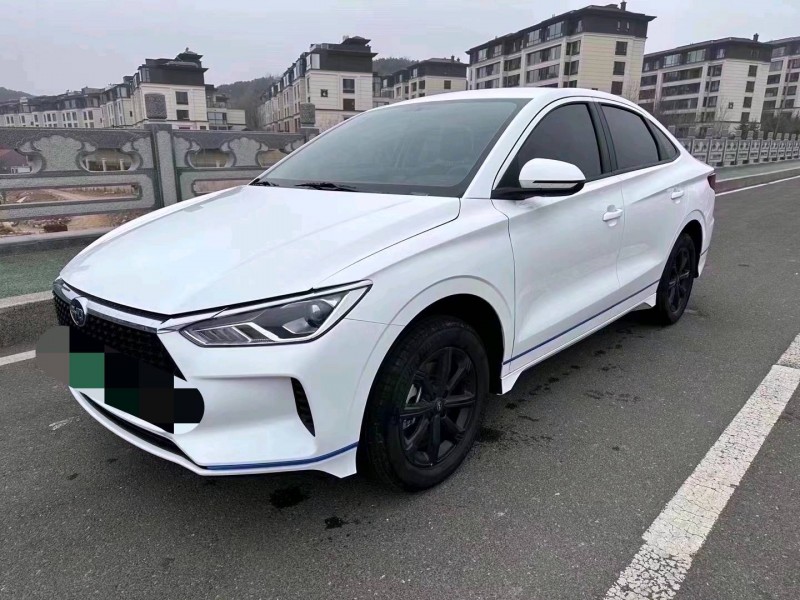 枣庄23年比亚迪E32